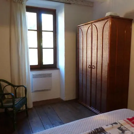 Saint-nicolas-des-biefs, 4 Pieces, 6 Personnes - Fr-1-489-202 Holiday home *